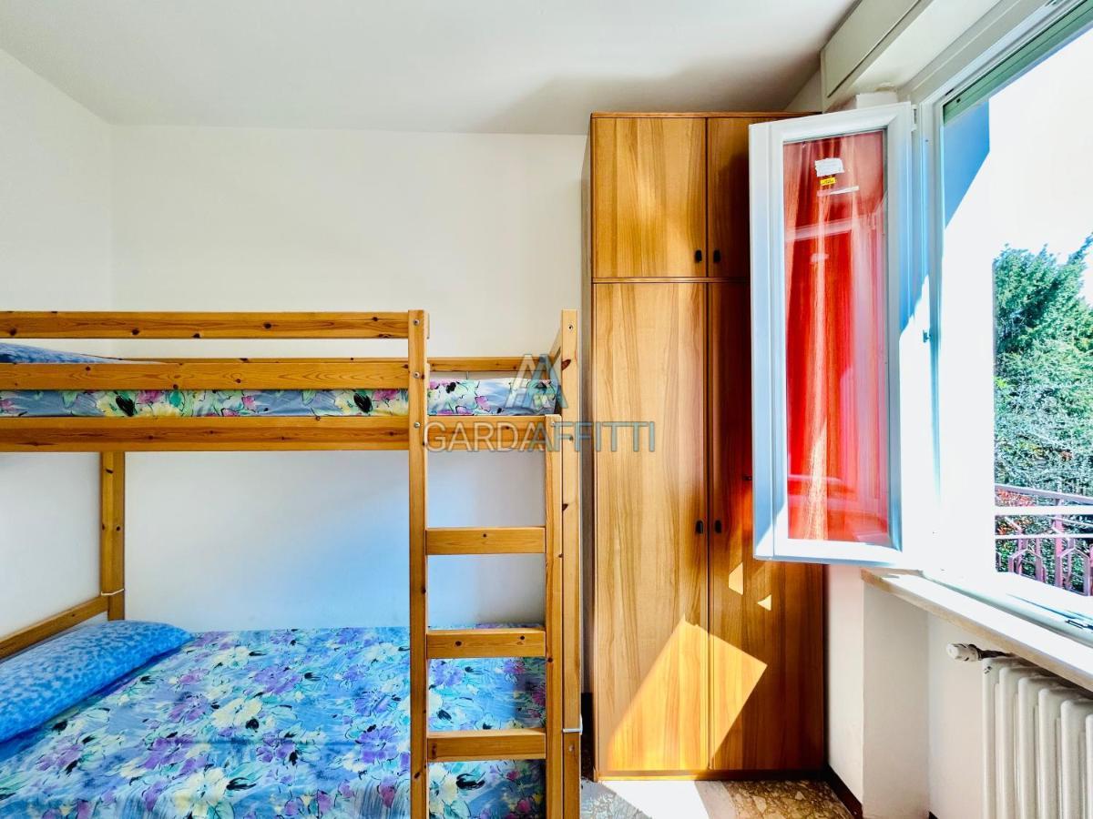Ares Apartment - Vicino Al Lago Di Garda E Alla Stazione Treno Desenzano del Garda Extérieur photo