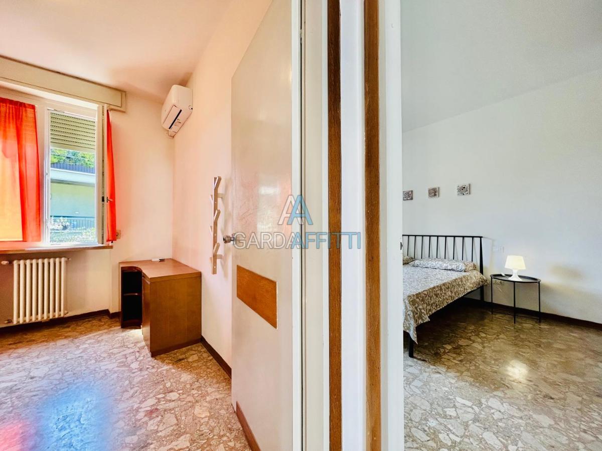 Ares Apartment - Vicino Al Lago Di Garda E Alla Stazione Treno Desenzano del Garda Extérieur photo