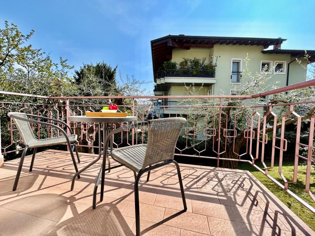 Ares Apartment - Vicino Al Lago Di Garda E Alla Stazione Treno Desenzano del Garda Extérieur photo