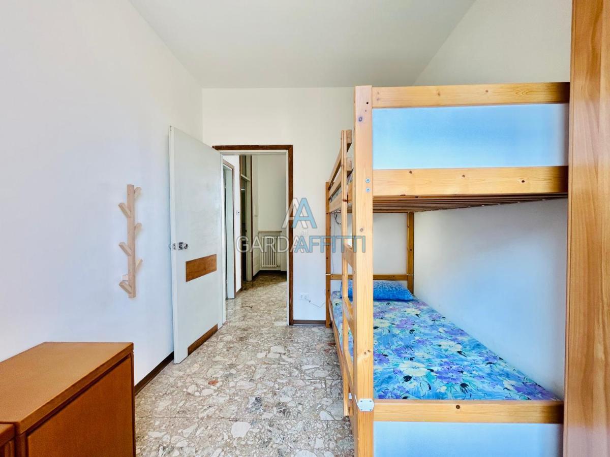 Ares Apartment - Vicino Al Lago Di Garda E Alla Stazione Treno Desenzano del Garda Extérieur photo