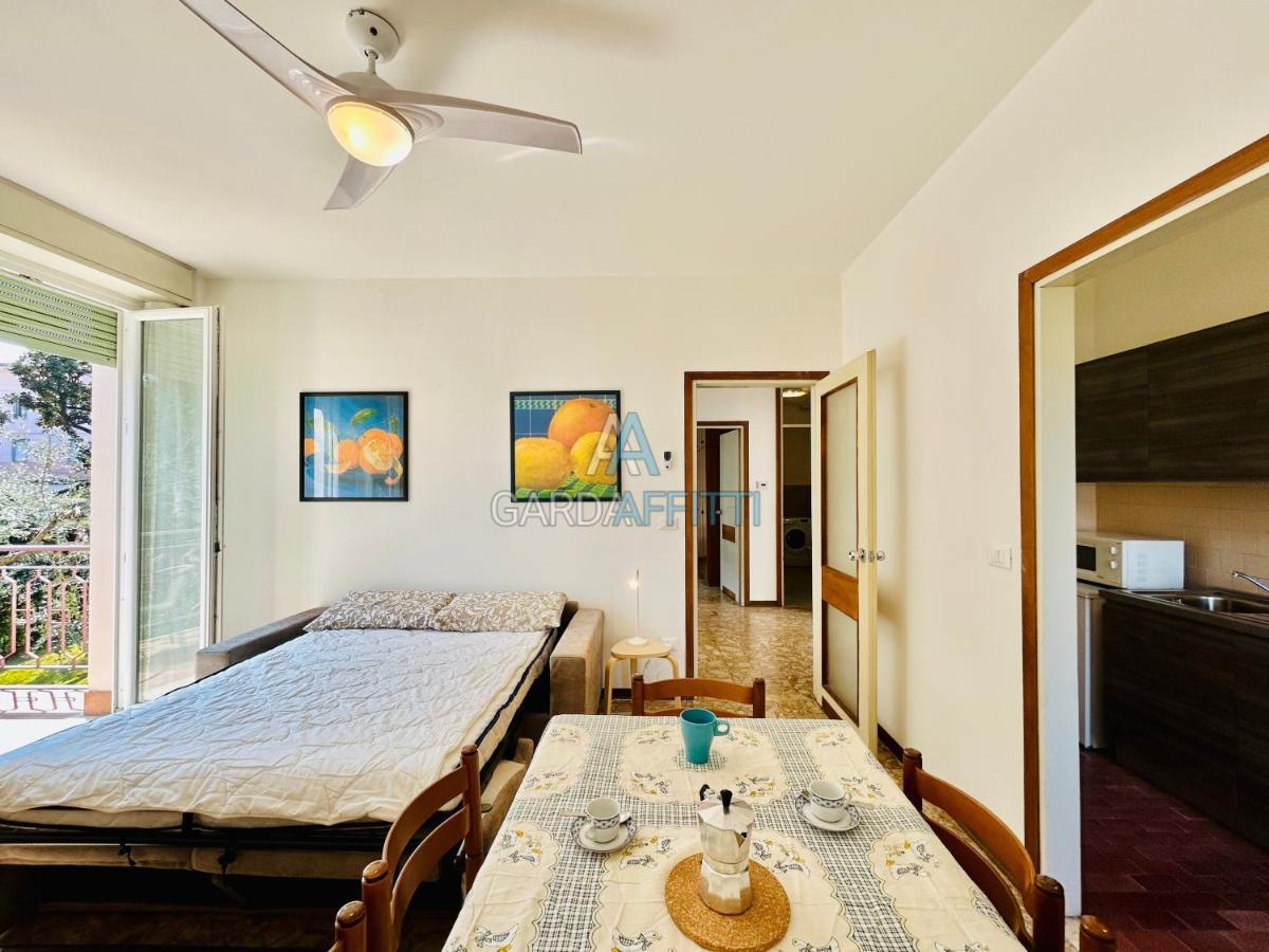Ares Apartment - Vicino Al Lago Di Garda E Alla Stazione Treno Desenzano del Garda Extérieur photo