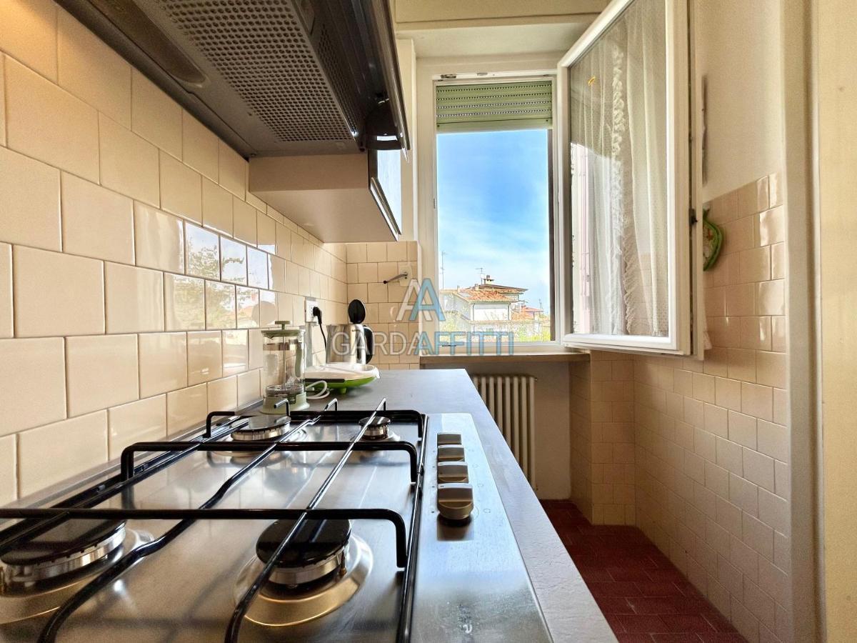 Ares Apartment - Vicino Al Lago Di Garda E Alla Stazione Treno Desenzano del Garda Extérieur photo